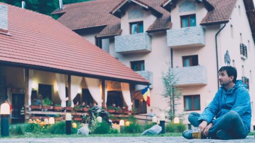 Rocker's Inn - Housity