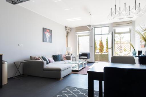 Apartament na Bulwarze - parter z prywatnym wejściem - Housity