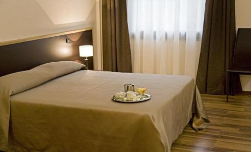 Forum Palace Hotel - Housity