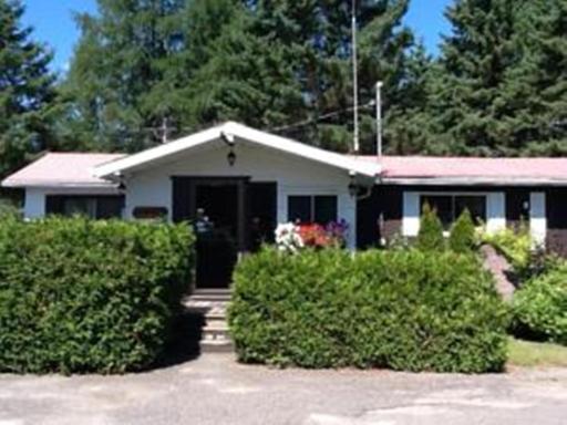 Auberge Mountain View Inn - Housity