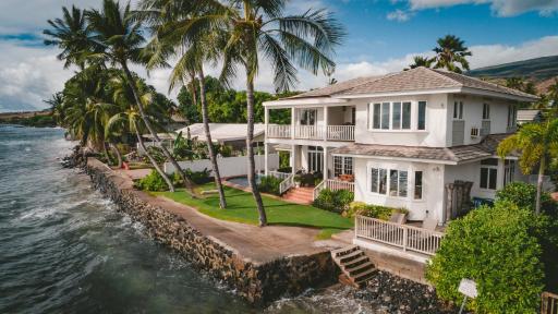 Lahaina Oceanfront Estate - Housity