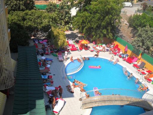 Rose Garden Apart Hotel - Housity