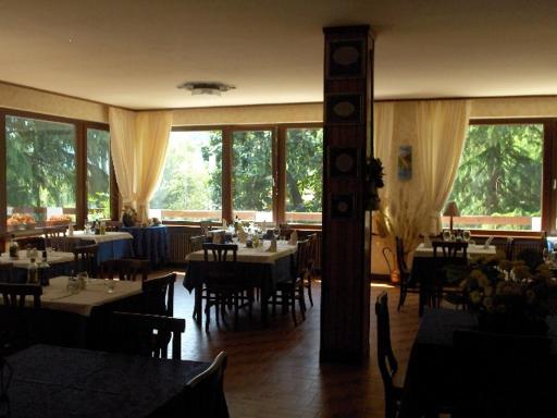 Albergo Alla Trota - Housity