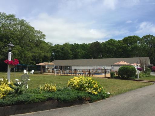 Viking Shores Motor Inn - Housity