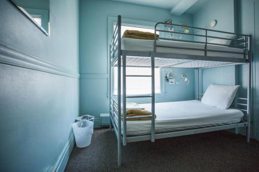 American Hotel Hostel - Housity