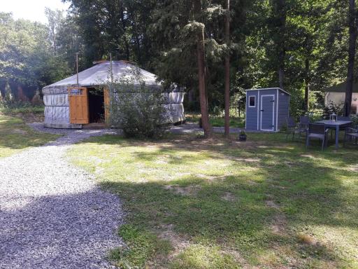 La yourte Au Pays des Rennes - Housity