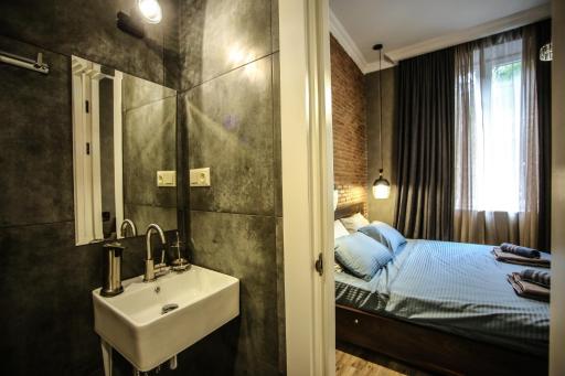 Classy Apartments Central - Housity