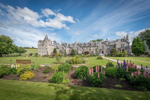 Nethybridge Hotel - Housity