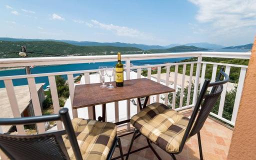 Apartments IN - Housity