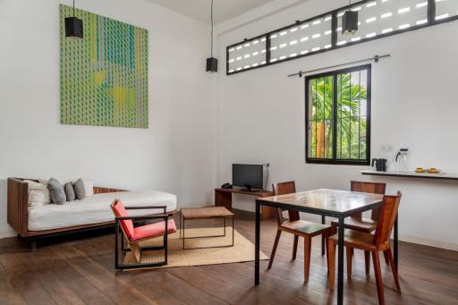 Pages Rooms Hotel - Housity