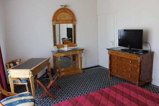 Hôtel Fleur de Lys Hazebrouck - Housity