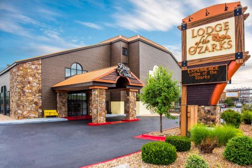 Lodge of the Ozarks - Housity