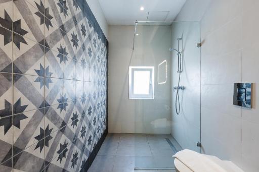 Two Pillows Boutique Hostel - Housity