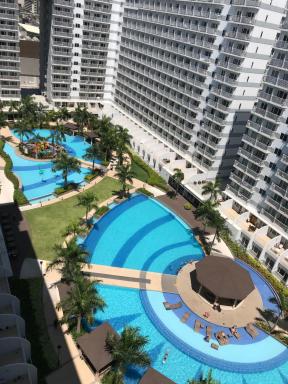 BEST Q CONDO w/ Great View - Housity