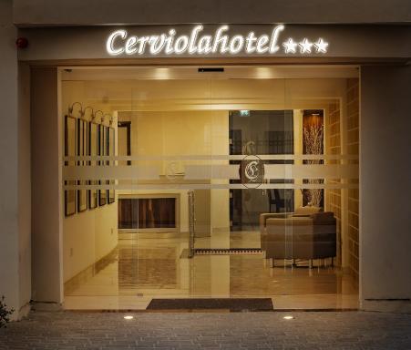 Cerviola Hotel - Housity