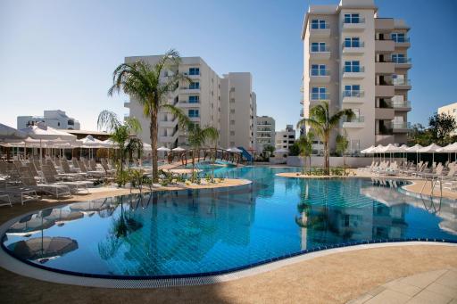 Vangelis Hotel & Suites - Housity