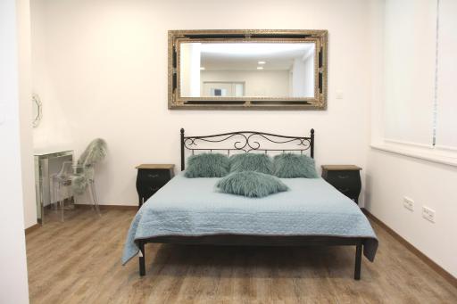 Maja Apartment - Housity