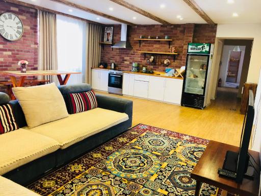 Summit guest house - Housity