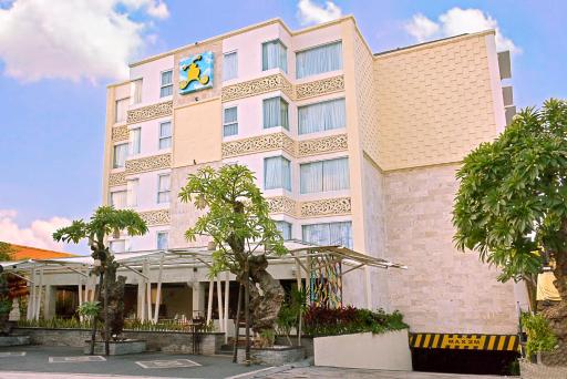 Royal Regantris Kuta - Housity