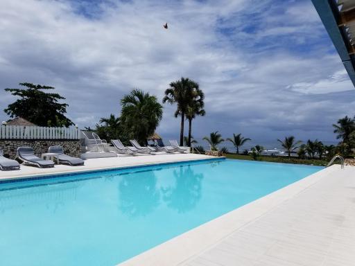 Hotel El Quemaito - Luxury Oceanfront Retreat - Housity