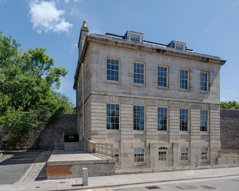 Rooms by Bistrot Pierre - Housity