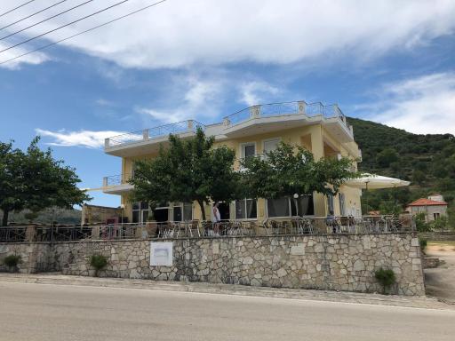 Neochori hotel - Housity