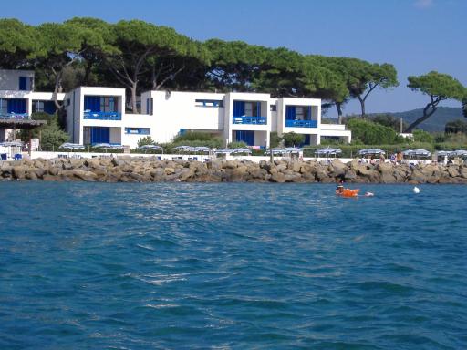 Baia Etrusca Resort - Housity