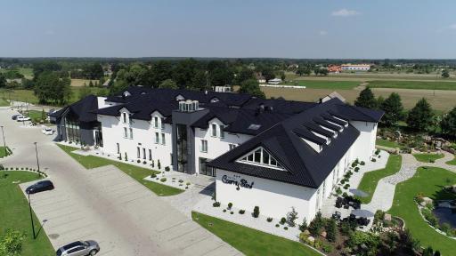 Czarny Staw - Housity