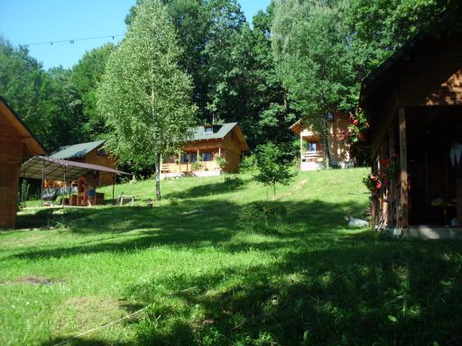 Popas Valea Ursului - Housity