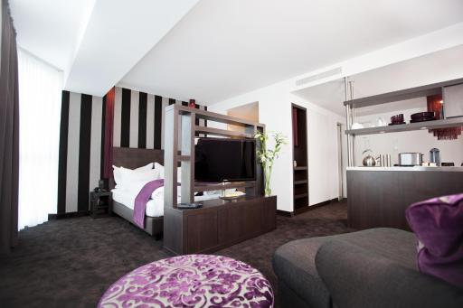 Goodman's Living - Housity