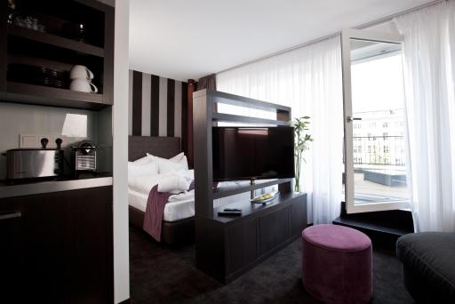 Goodman's Living - Housity