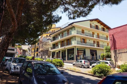 Rocca degli Etnei - Housity