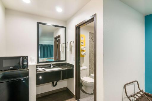 Motel 6-South El Monte, CA - Los Angeles - Housity