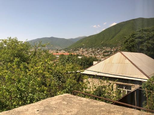 Shaki Host House - Housity