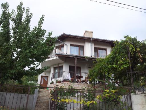 Villa Visoka - Housity
