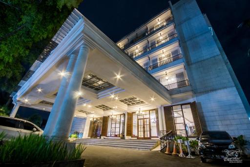 Royal Hotel Bogor - Housity