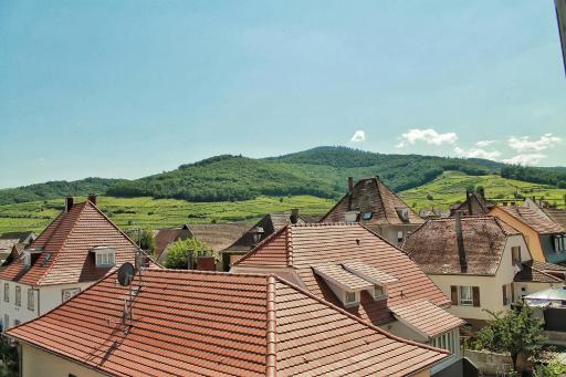 Aux 6 hirondelles - Housity