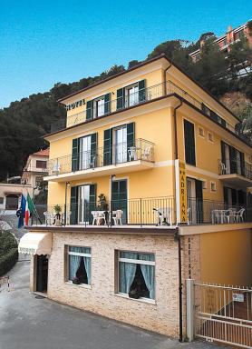Hotel Adriana - Housity