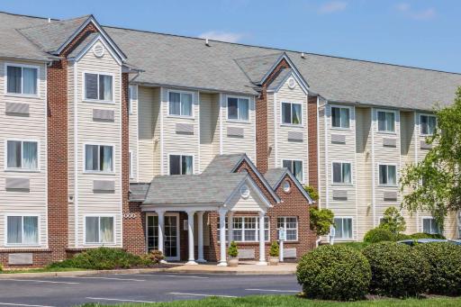 Microtel Inn & Suites by Wyndham - Housity