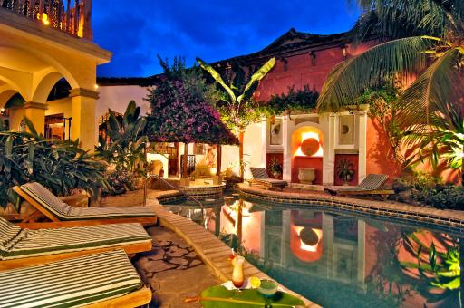 Hotel Colonial Granada - Housity