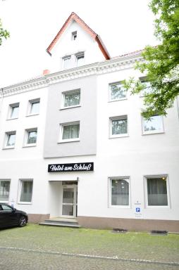 Hotel am Schloss - Housity