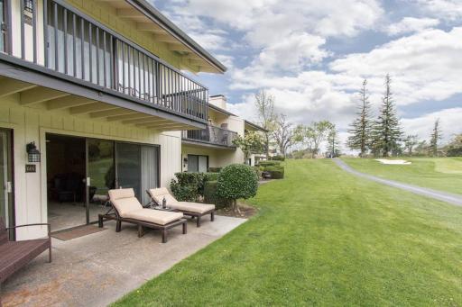 ★ Amazing 1 BD Apt. Million $ View on Golf Course ★ - Housity