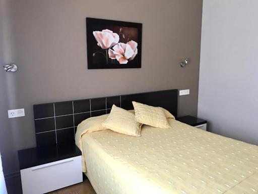 Hostal Puerta La Villa - Housity
