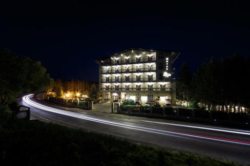 Hotel Helen - Housity