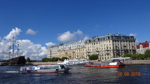 Apartment by the Fortress - Housity