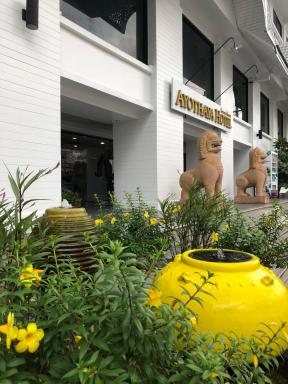 Ayothaya Hotel - Housity