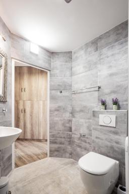 Apartment Eugen II - Housity