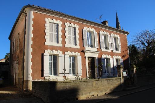Les Chambres d'Eugénie - Housity