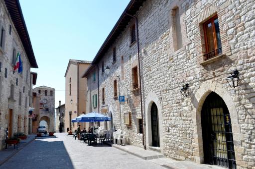 Ostello del Parco di Monte Cucco - Housity