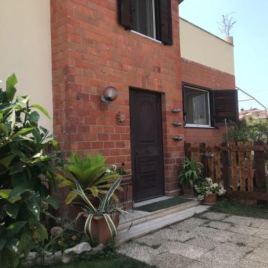 Mirella's House ViaVerona - Housity